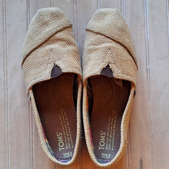 Tom's Classic Style Burlap Neutral Comfy Slip On Flats Boho Earthy Tan Shoes - Picture 1 of 9